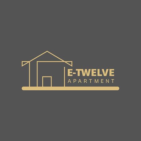 E-Twelve Apartment Napoli Bagian luar foto